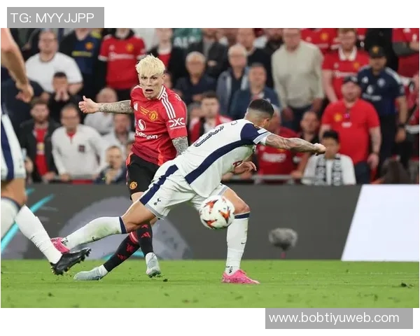 库杜斯赞扬特尔的坚持精神并强调进球对前锋自信心的重要性 库杜斯赞扬特尔的坚持精神并强调进球对前锋自信心的重要性