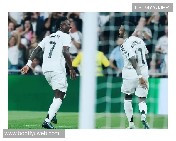 姆巴佩慷慨让点球维尼修斯晒合照表达友谊与支持 姆巴佩慷慨让点球维尼修斯晒合照表达友谊与支持