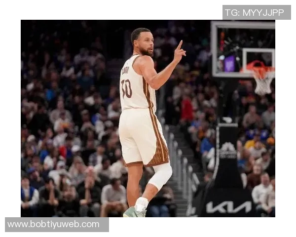 库里再现神奇表现让人惊叹这下真的是不得不为他喝彩了