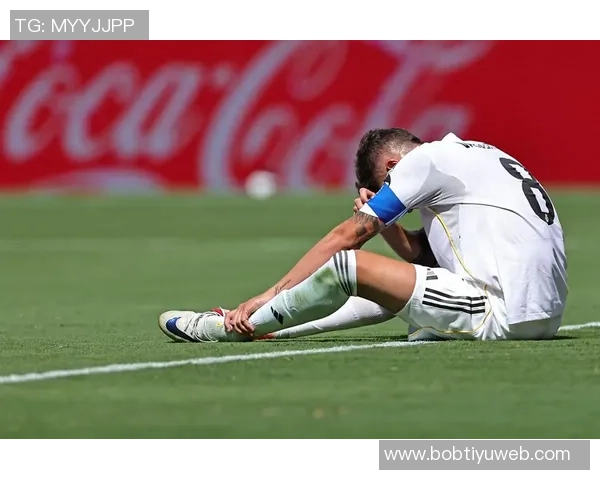 阿诺德伤愈复出入选大名单但缺席西超杯比赛