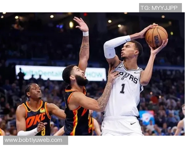 文班亚马谈全员健康出战直言与雷霆差距在于经验积累 文班亚马谈全员健康出战直言与雷霆差距在于经验积累