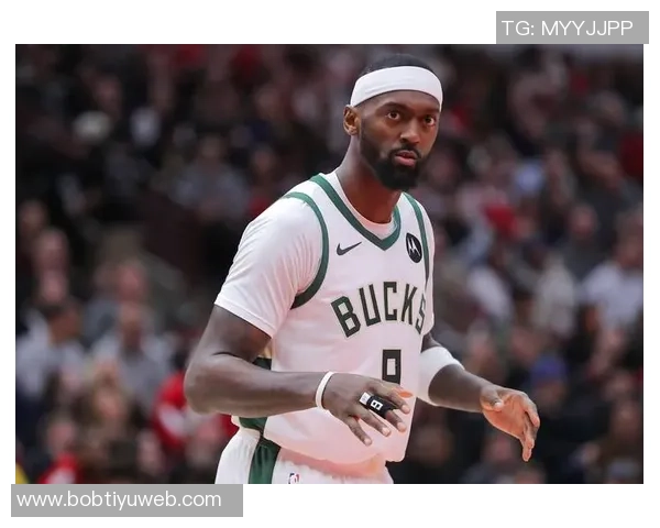 波蒂斯半场表现抢眼三分球命中率高达100贡献11分与3个篮板