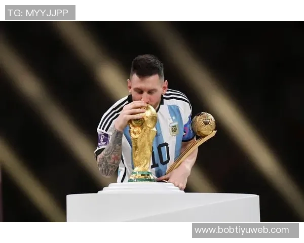 萨内蒂盛赞梅西成就阿根廷梦想称其为杰出领袖与足球传奇 萨内蒂盛赞梅西成就阿根廷梦想称其为杰出领袖与足球传奇