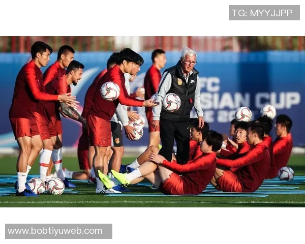 媒体人分析亚协联计划面临的挑战与国足未来定位的深度探讨