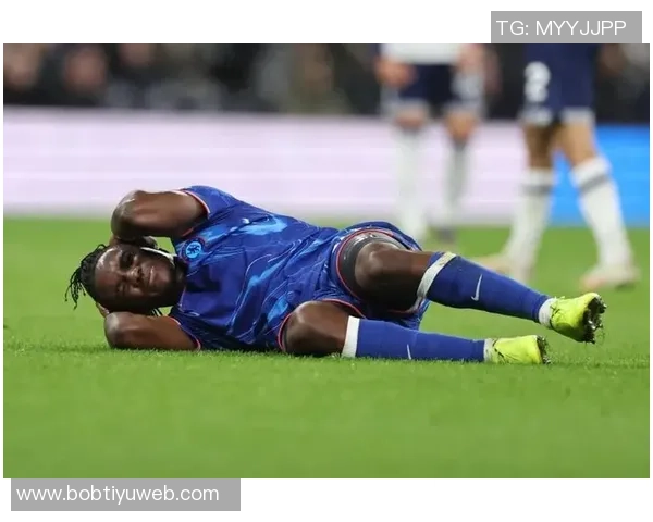 今日趣图:威尔科克斯与贝拉达频频出镜是否暗示曼联新帅人选 今日趣图:威尔科克斯与贝拉达频频出镜是否暗示曼联新帅人选