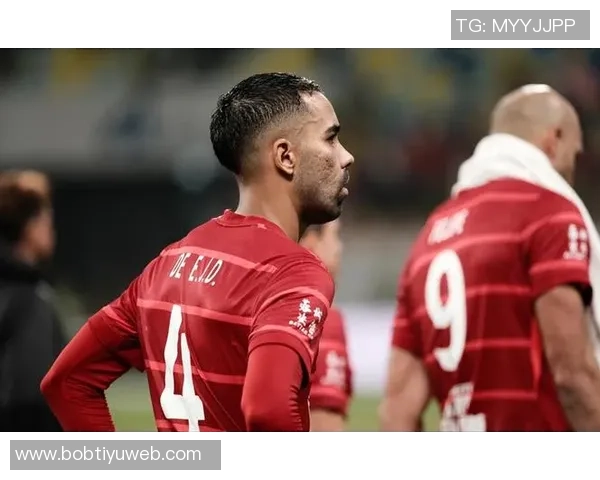 马竞因球迷种族歧视和投掷杂物被欧足联罚款四万欧元