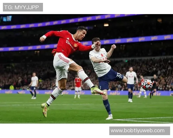 曼联在阿莫林带领下迎来英超五轮不败热刺战平展现强劲实力 曼联在阿莫林带领下迎来英超五轮不败热刺战平展现强劲实力